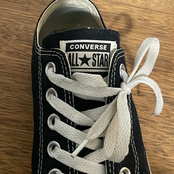Converse Black Sneakers Woman’s Size 7 - Picture 5 of 7